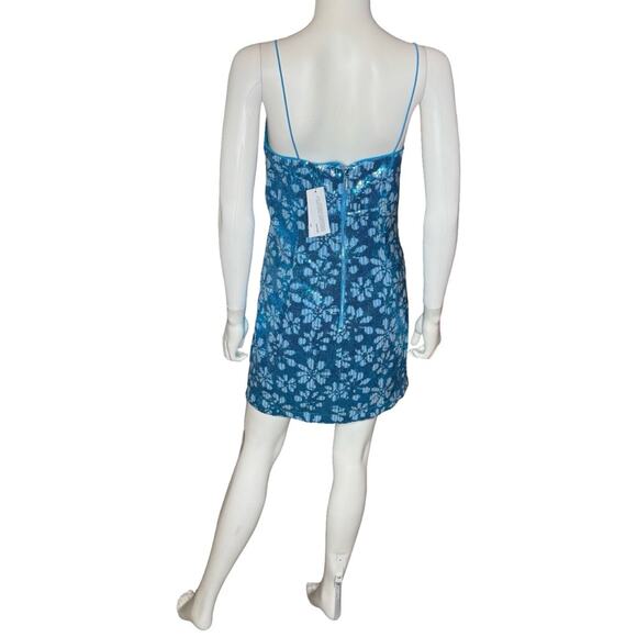 GUESS Women's Sequin Embellished Sleeveless Bodycon Dress Winter Blue Multi Sz 6 - Picture 6 of 10